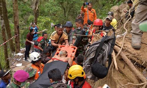 Rescuers hope for miracle as Indonesia mine goes silent Rescuers hope for miracle as Indonesia mine goes silent