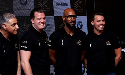Anelka offers to return to Pakistan to help aspiring footballers