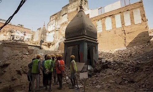 India's top court orders mediation in Ayodhya dispute over building a temple where Babri Mosque stood