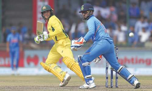 Khawaja continues to torment India as Aussies clinch series decider