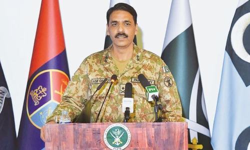 &rsquo;کھیل سیاست سے بالاتر ہے&lsquo;، ترجمان پاک فوج کا سوشل میڈیا مہم پر ردِ عمل