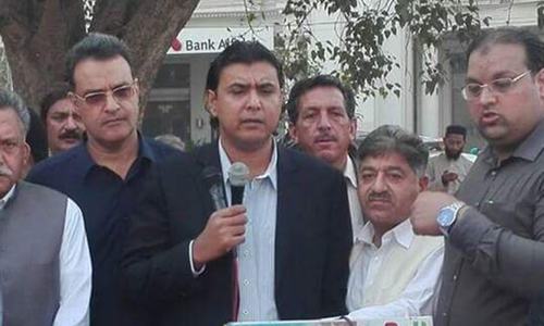 PPP's Mustafa Nawaz Khokhar, Raja Shakeel, secure interim bail