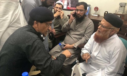 IGP Sindh says police 'know who was involved' in attack on Mutfi Usmani IGP Sindh says police 'know who was involved' in attack on Mutfi Usmani