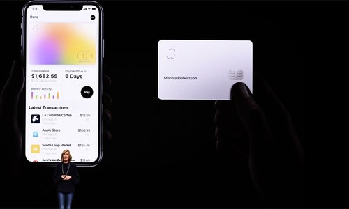 Apple launches credit card
