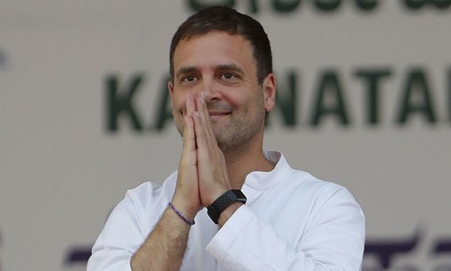 Rahul to contest from Kerala, Priyanka hints at fighting Modi
