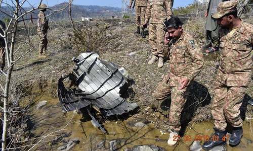 Irrelevant whether Indian planes that violated LoC were targeted by F-16s or JF-17s: ISPR