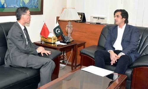 Pakistan's role in acceleration of CPEC projects acknowledged by China