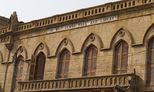 &lsquo;Scientific cleaning&rsquo; of facades of Karachi's historic buildings soon