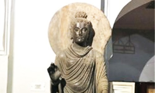 Colossal Buddha comes back in one piece