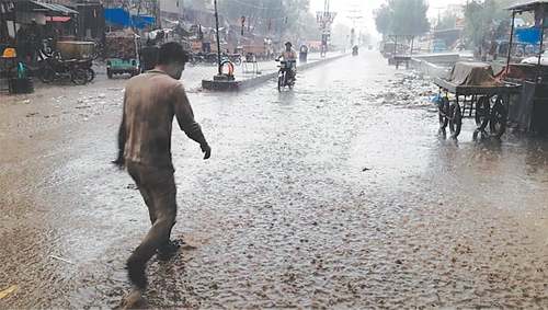 Widespread rains lash many Sindh districts, cause power outages Widespread rains lash many Sindh districts, cause power outages