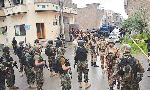 Five &lsquo;TTP men&rsquo; killed in 17-hour Peshawar gun battle
