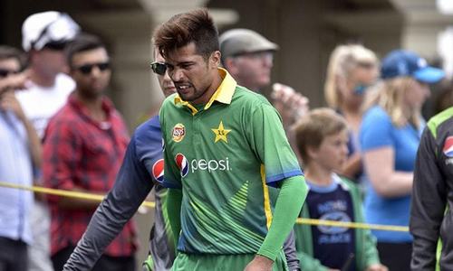 Amir misses out on Pakistan's 15-man World Cup squad