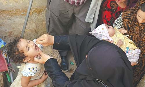 Situationer: Workers continue struggle against polio vaccine propaganda