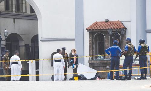 Top defence official in Sri Lanka admits failure, resigns