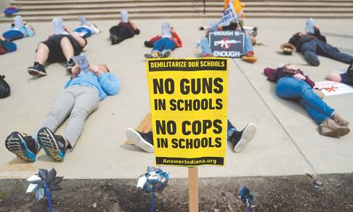 Powerful US gun group sees shake-up amid public dispute