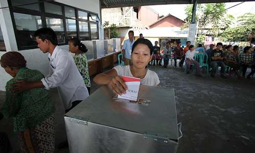 More than 270 died from overwork-related illnesses in Indonesia elections
