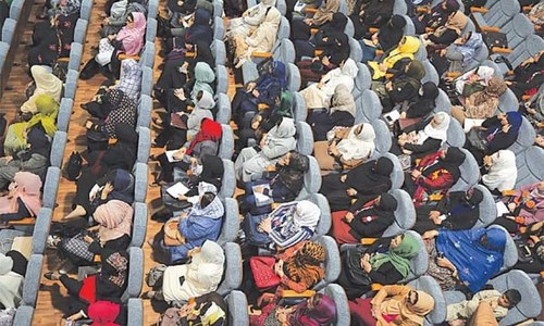 Afghans call for ceasefire as peace summit wraps up Afghans call for ceasefire as peace summit wraps up