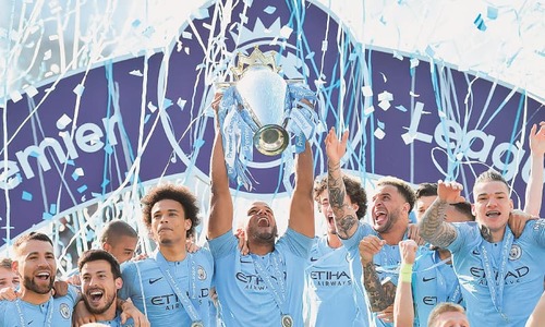Manchester City win thrilling title race, break Liverpool hearts