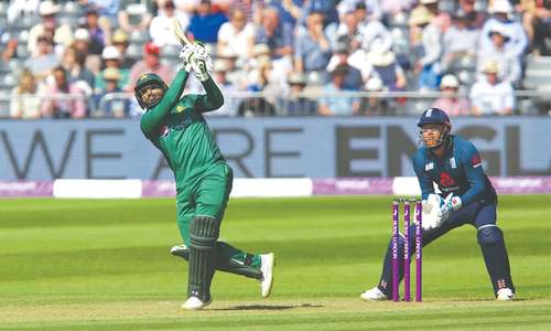 Imam&rsquo;s classic century powers Pakistan to 358-9