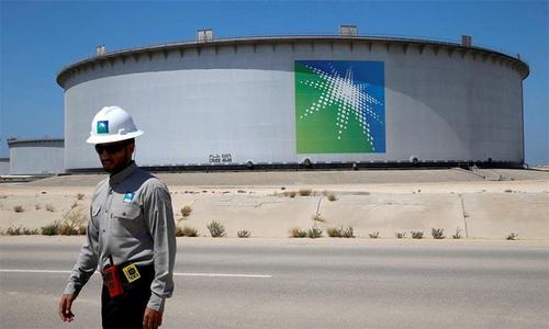 Saudi Arabia shuts key oil pipeline after Houthi drone attacks Saudi Arabia shuts key oil pipeline after Houthi drone attacks