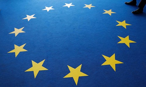 Major parties suffer as far right gains in EU elections