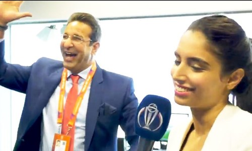 مناسب وقت نہ دینے اور کرکٹ کھیلنے پر وسیم اکرم سے اہلیہ ناخوش مناسب وقت نہ دینے اور کرکٹ کھیلنے پر وسیم اکرم سے اہلیہ ناخوش