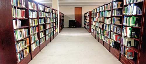 Islamabad&rsquo;s main library has all that a reader needs