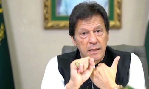 PM Imran vows to go after 'the thieves who put country badly in debt' PM Imran vows to go after 'the thieves who put country badly in debt'