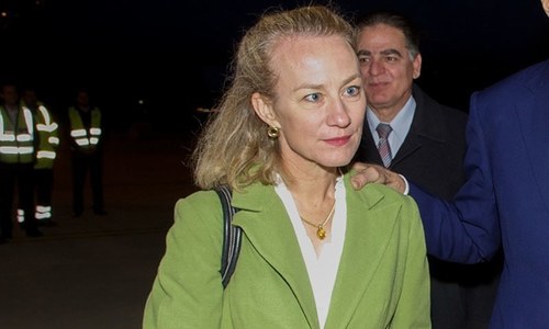 US seeks Pakistan&rsquo;s support in Afghanistan, but urges caution on India