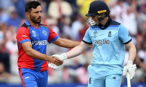 Morgan sets new sixes record as England thrash Afghanistan by 150 runs