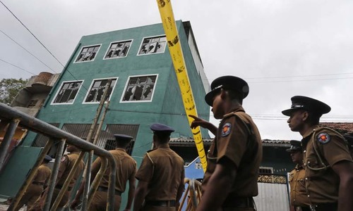 Sri Lanka policeman defies president to testify at attack probe