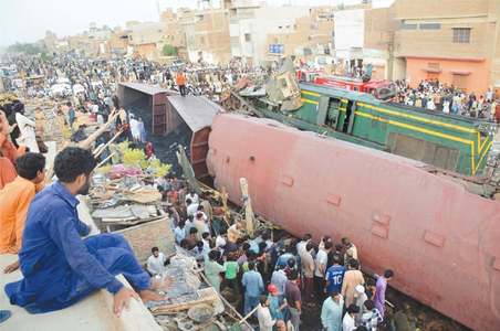 Three Pakistan Railways drivers killed in collision near Hyderabad