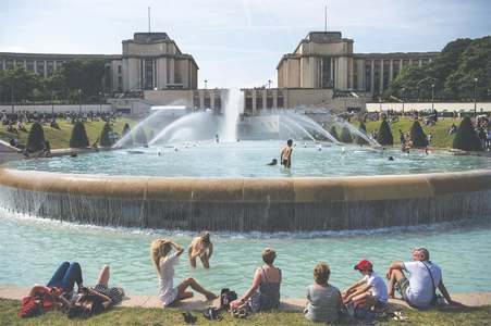 Searing heat across Europe sparks scramble for shade