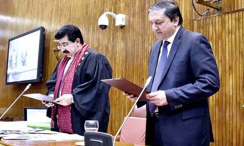 PPP, PML-N face opposition from within ranks over no-confidence motion against Sanjrani PPP, PML-N face opposition from within ranks over no-confidence motion against Sanjrani