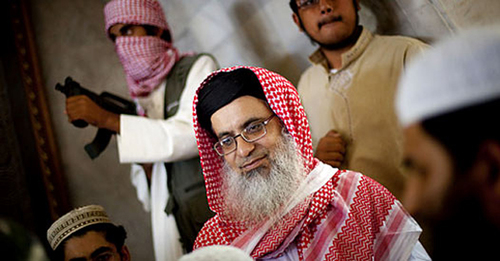 Lal Masjid’s khateeb removed, Maulana Aziz’s entry banned for three months