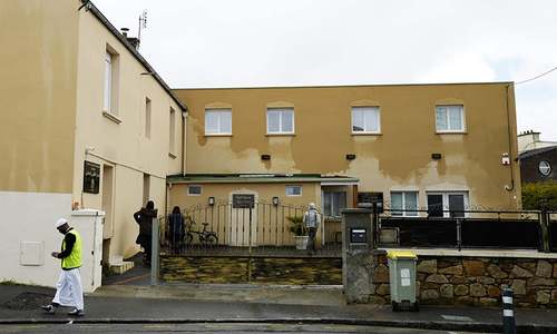 Imam hurt in shooting outside mosque in northwest France