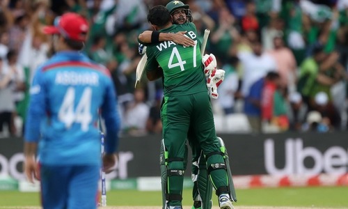 تجربے نے افغانستان کو شکست اور پاکستان کو جیت سے نواز دیا تجربے نے افغانستان کو شکست اور پاکستان کو جیت سے نواز دیا