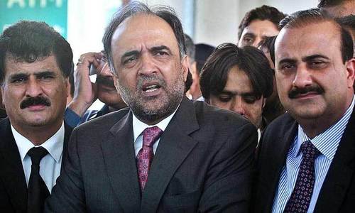 PPP warns of reaction if govt carves out splinter group in party PPP warns of reaction if govt carves out splinter group in party