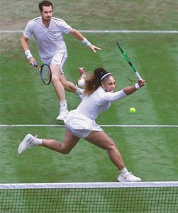 Federer posts new Slam record at Wimbledon