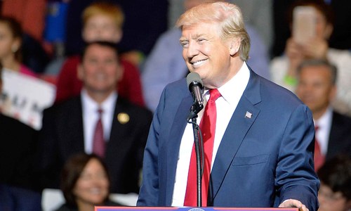 Trump calls British ambassador to US 'a very stupid guy'