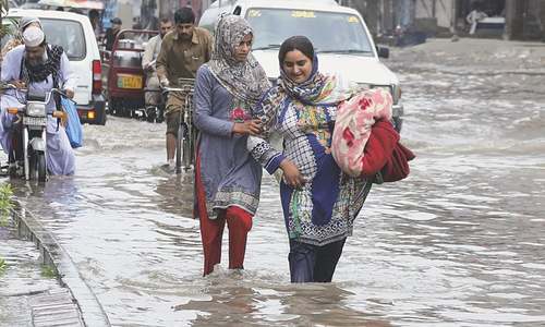 Week-long  spell of heavy rains forecast across country