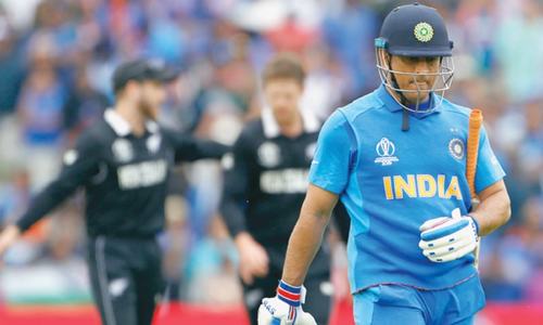 Indian selectors face questions as Dhoni opts out of WI tour