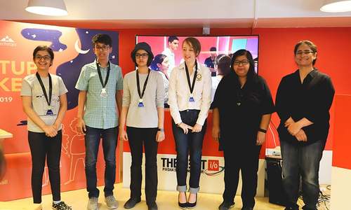 50 youngsters aged between 10-16 pitch tech ideas at Karachi's first Startup Weekend Youth