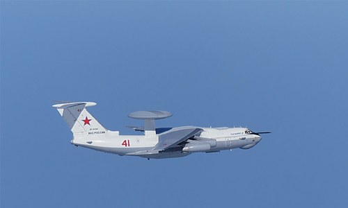 Hundreds of warning shots fired at Russian plane, says S. Korea