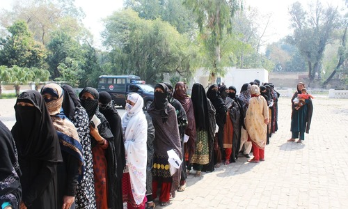 Minister clears up CNIC condition for women purchasing goods worth over Rs50,000 Minister clears up CNIC condition for women purchasing goods worth over Rs50,000