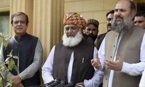 Govt fails to change opposition&rsquo;s mind over no-trust motion