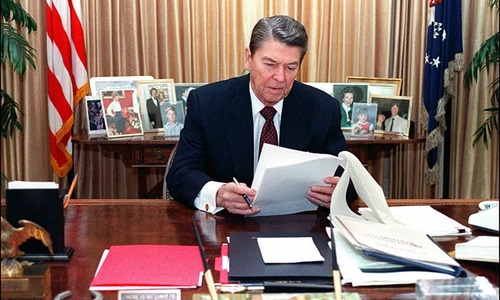 Reagan made racist remarks in taped conversation with Nixon