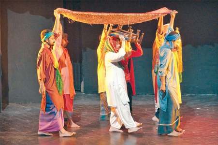 Ajoka stages Jhalli Kithay Jaway at Alhamra fest Ajoka stages Jhalli Kithay Jaway at Alhamra fest
