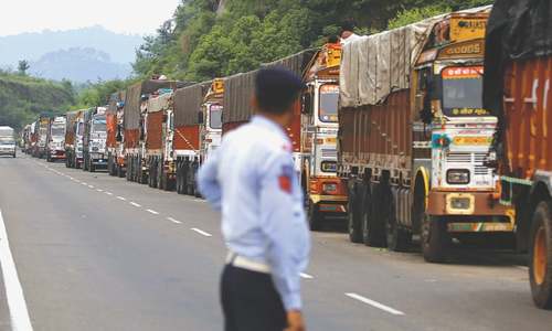 Indian troops enforce Kashmir lockdown during Friday prayers Indian troops enforce Kashmir lockdown during Friday prayers