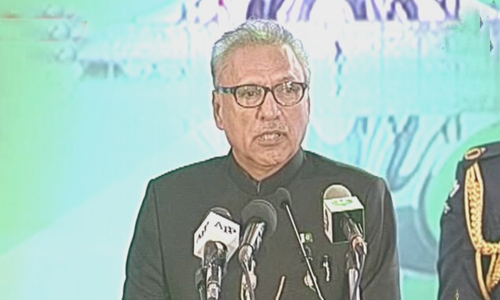 President Alvi says Pakistan will continue to stand with Kashmiris President Alvi says Pakistan will continue to stand with Kashmiris